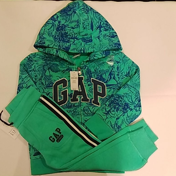 GAP Other - BOYS 2PC FLEECE KNIT HOODIE JOGGER SET